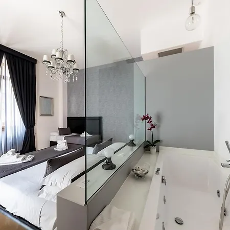 게스트하우스 블루 인 럭셔리 스위트 4*